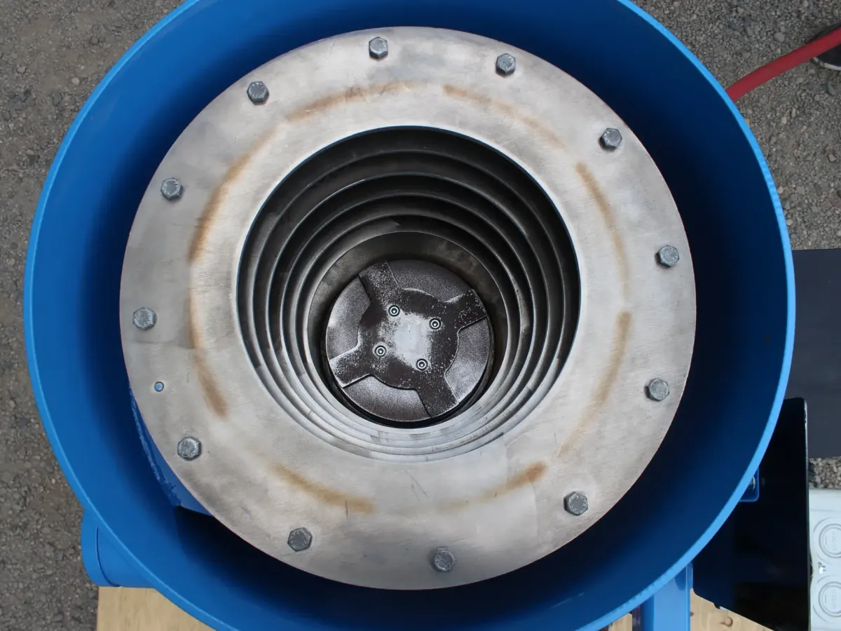 Top-down detail of the Hy-G P12 bowl and motor coupling.