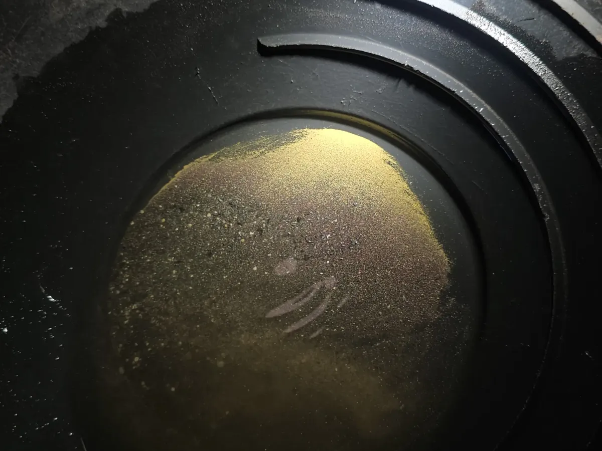 Interior of the Hy-G P21 bowl showing its riffles.
