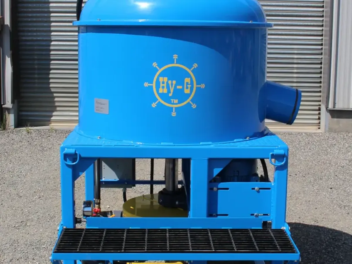 Hy-G P21 concentrator, full machine on a plain background.